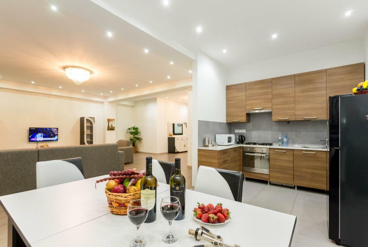 Tbilisi Sweet Home Apartment Bagian luar foto